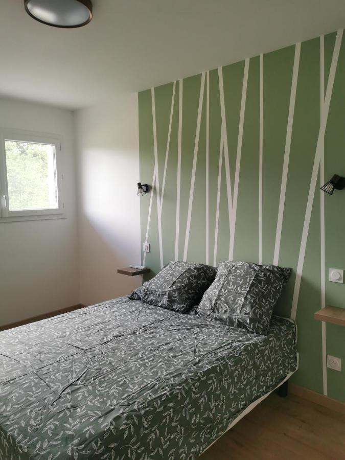 Saint-Esteben Maison Mitoyenne Au Coeur Du Pays Basque מראה חיצוני תמונה